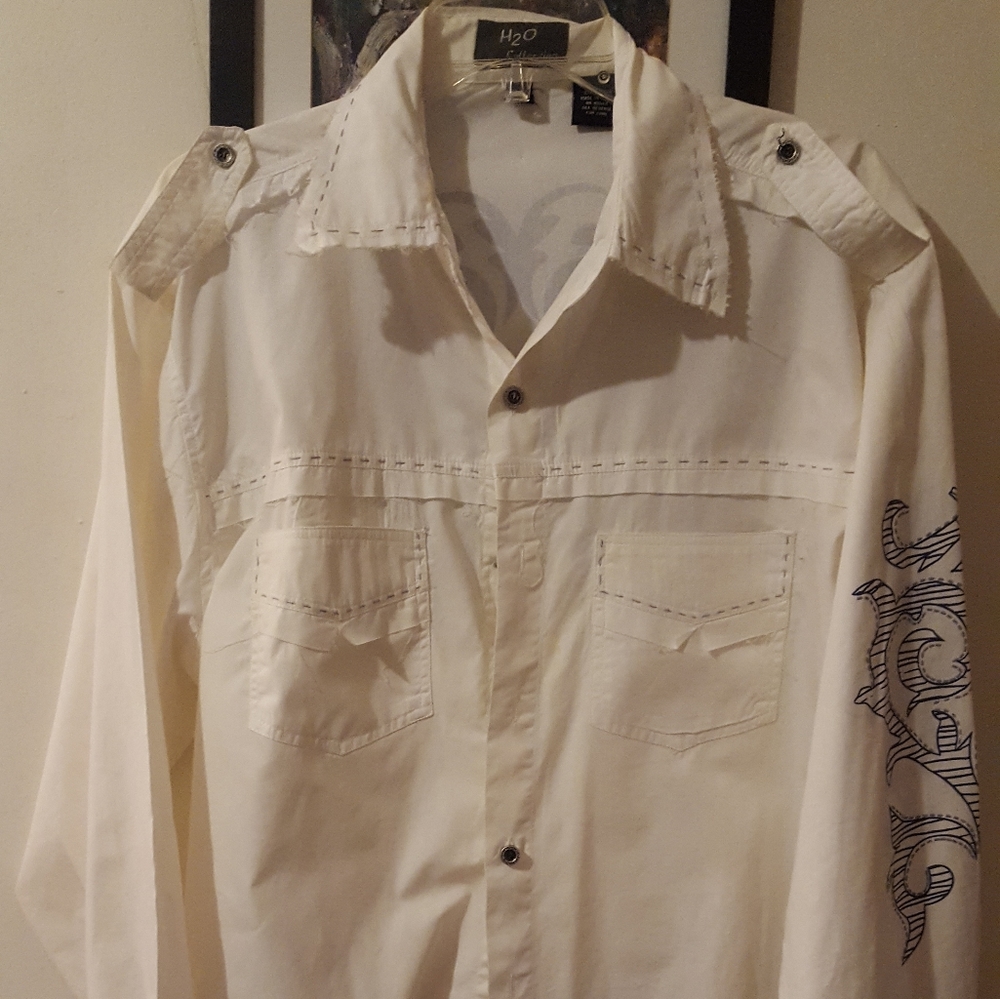 Men's shirt